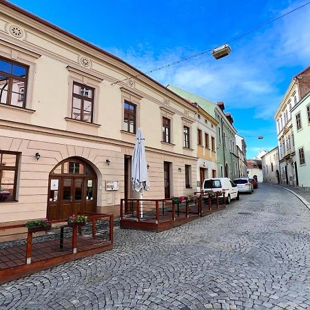 Penzion U Radnice , Byt 5 Znojmo Ngoại thất bức ảnh