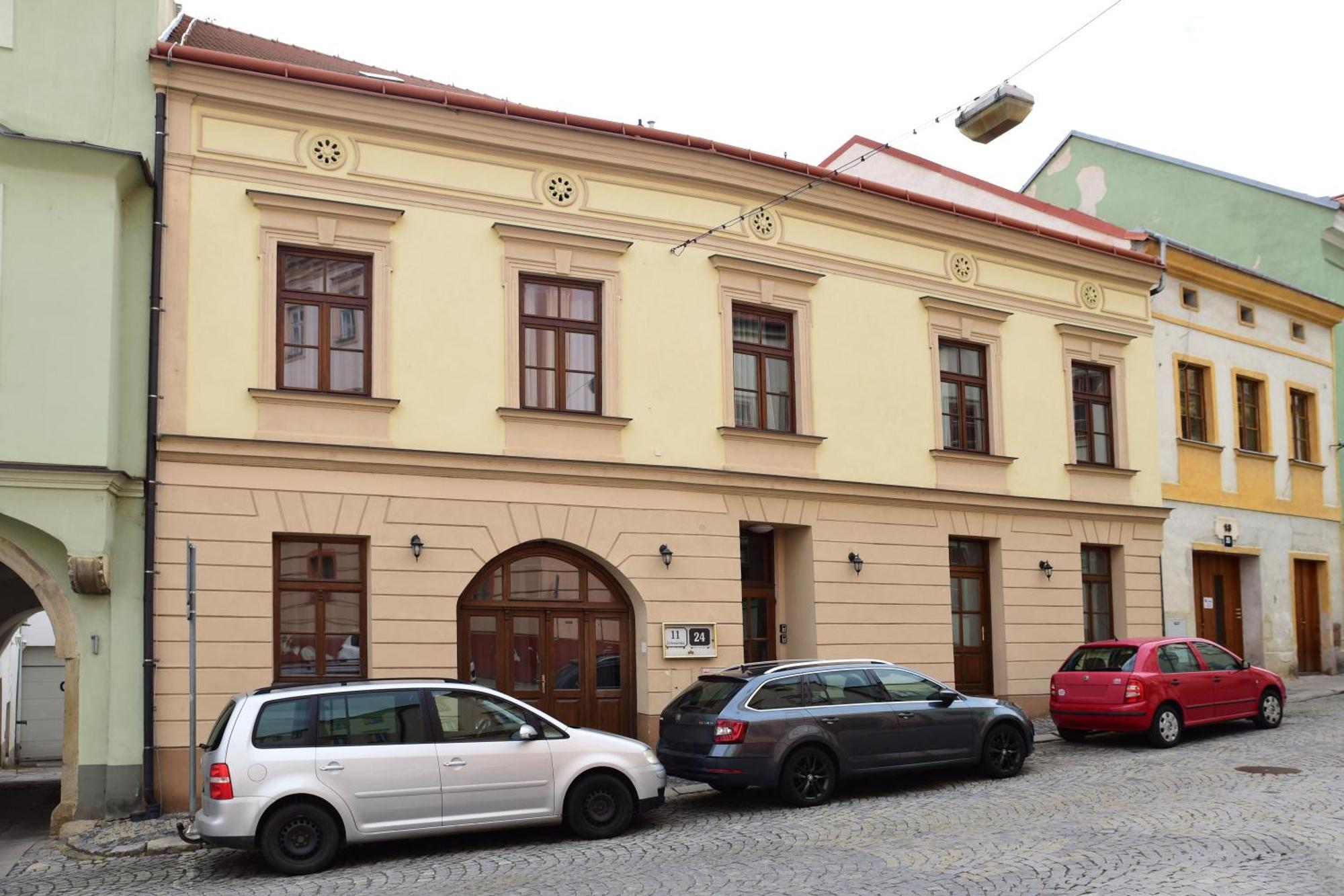 Penzion U Radnice , Byt 5 Znojmo Ngoại thất bức ảnh